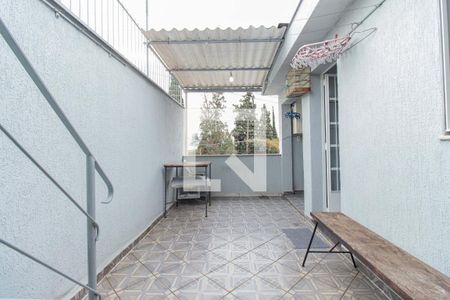 Casa à venda com 198m², 3 quartos e 5 vagasQuintal