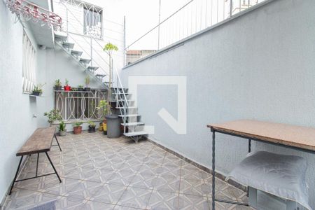 Casa à venda com 198m², 3 quartos e 5 vagasQuintal