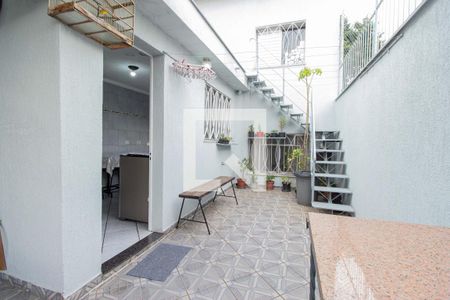 Casa à venda com 198m², 3 quartos e 5 vagasQuintal