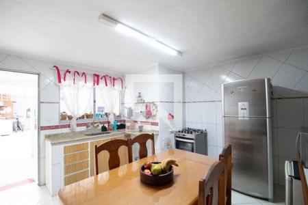 Casa à venda com 125m², 3 quartos e 2 vagasCozinha