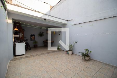 Casa à venda com 125m², 3 quartos e 2 vagasQuintal