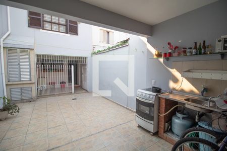 Casa à venda com 125m², 3 quartos e 2 vagasQuintal