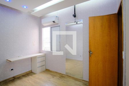 Suíte 1 de casa de condomínio para alugar com 2 quartos, 75m² em Penha de França, São Paulo