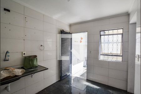 Casa para alugar com 71m², 2 quartos e 2 vagas Casa para alugar com 71m², 2 quartos e 2 vagasCozinha e Área de Serviço