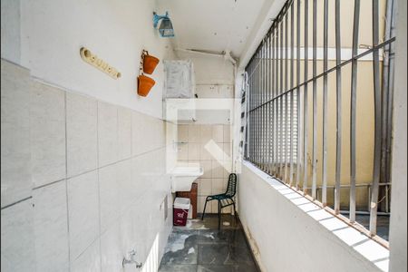 Casa para alugar com 71m², 2 quartos e 2 vagas Casa para alugar com 71m², 2 quartos e 2 vagasCozinha e Área de Serviço