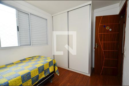 Casa à venda com 183m², 3 quartos e 2 vagasQuarto1