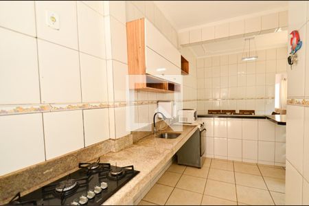 Casa à venda com 183m², 3 quartos e 2 vagasCozinha