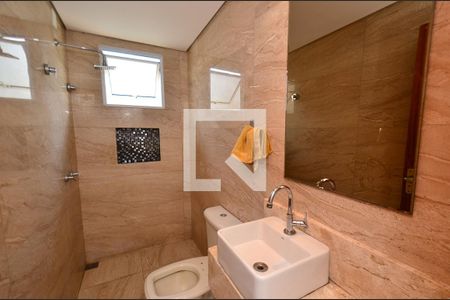 Casa à venda com 183m², 3 quartos e 2 vagasBanheiro social1