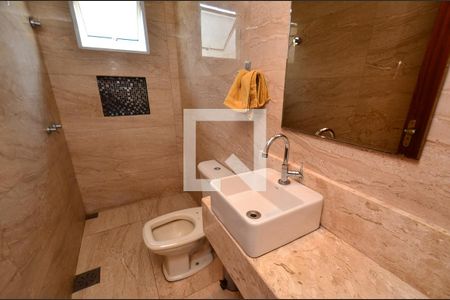 Casa à venda com 183m², 3 quartos e 2 vagasBanheiro social1