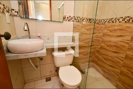 Casa à venda com 183m², 3 quartos e 2 vagasBanheiro social2