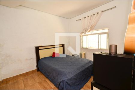 Casa à venda com 183m², 3 quartos e 2 vagasQuarto3