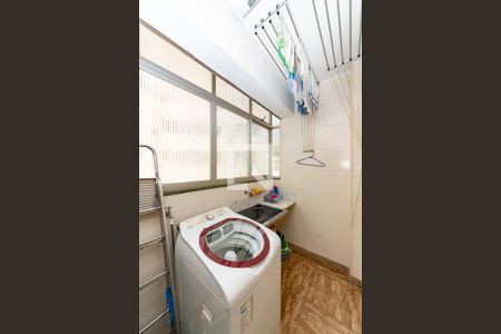 Apartamento para alugar com 68m², 2 quartos e 1 vagaÁrea de Serviço