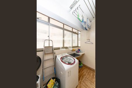 Apartamento para alugar com 68m², 2 quartos e 1 vagaÁrea de Serviço