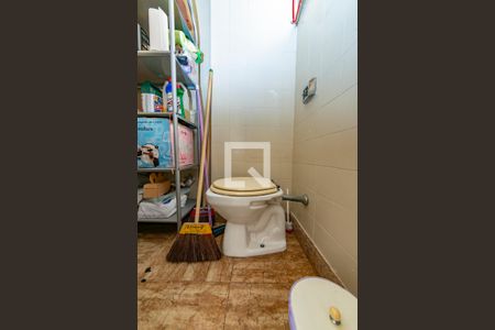 Apartamento para alugar com 68m², 2 quartos e 1 vagaÁrea de Serviço