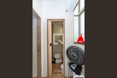 Apartamento para alugar com 68m², 2 quartos e 1 vagaÁrea de Serviço