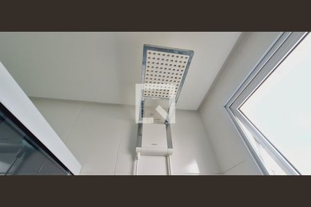 Apartamento para alugar com 92m², 2 quartos e 1 vaga Apartamento para alugar com 92m², 2 quartos e 1 vagaBanheiro social