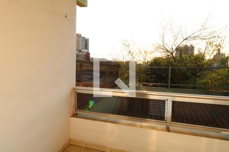 Sacada da Suíte 1 de casa à venda com 4 quartos, 200m² em Vila Curuçá, Santo André