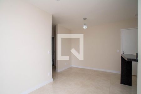 Sala de apartamento para alugar com 2 quartos, 55m² em Vila Itapegica, Guarulhos