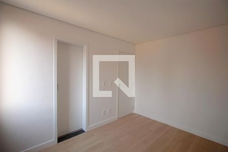 Apartamento para alugar com 130m², 3 quartos e 2 vagasSuite