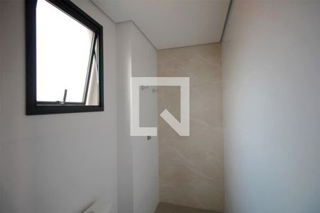 Apartamento para alugar com 130m², 3 quartos e 2 vagasBanheiro – 2º piso