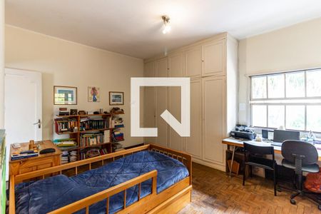 Casa à venda com 260m², 5 quartos e 4 vagas