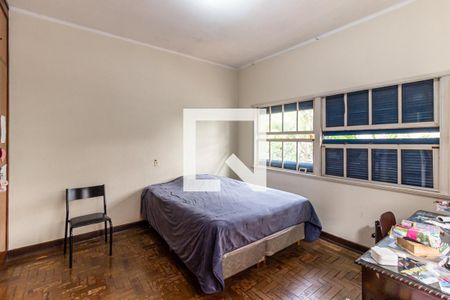 Casa à venda com 260m², 5 quartos e 4 vagas