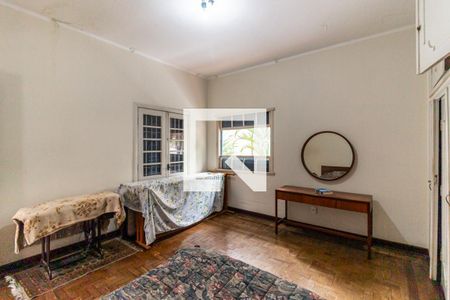 Casa à venda com 260m², 5 quartos e 4 vagas