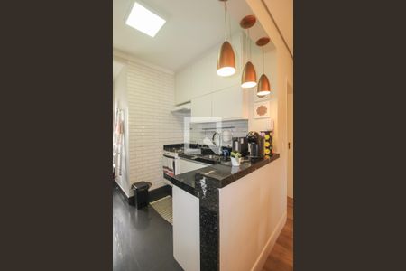 Apartamento à venda com 100m², 3 quartos e 2 vagas Apartamento à venda com 100m², 3 quartos e 2 vagasCozinha e Área de Serviço