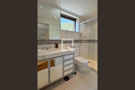 Apartamento à venda com 116m², 2 quartos e 2 vagasBanheiro da Suíte 1