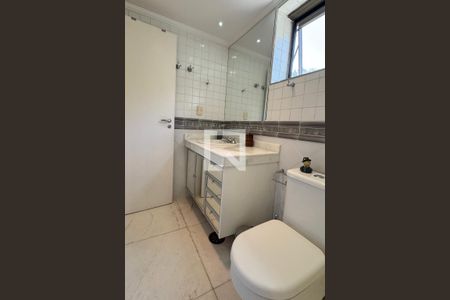 Apartamento à venda com 116m², 2 quartos e 2 vagasBanheiro da Suíte 1