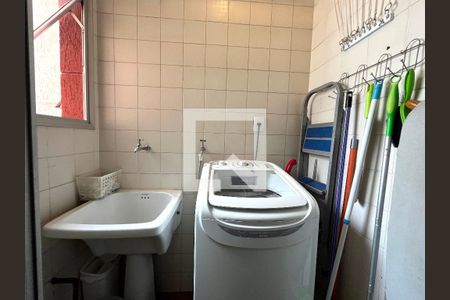 Apartamento à venda com 47m², 1 quarto e 1 vaga Apartamento à venda com 47m², 1 quarto e 1 vagaÁrea de Serviço