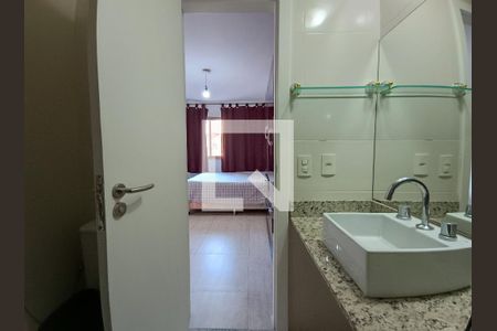 Apartamento à venda com 98m², 2 quartos e 2 vagas Apartamento à venda com 98m², 2 quartos e 2 vagasBanheiro da Suíte