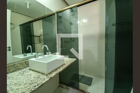 Apartamento à venda com 98m², 2 quartos e 2 vagas Apartamento à venda com 98m², 2 quartos e 2 vagasBanheiro da Suíte