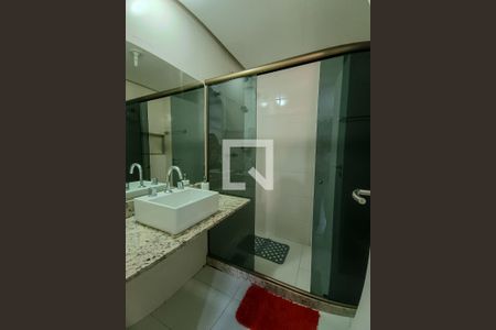 Apartamento à venda com 98m², 2 quartos e 2 vagas Apartamento à venda com 98m², 2 quartos e 2 vagasBanheiro da Suíte