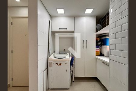 Apartamento à venda com 115m², 3 quartos e 2 vagasLavanderia