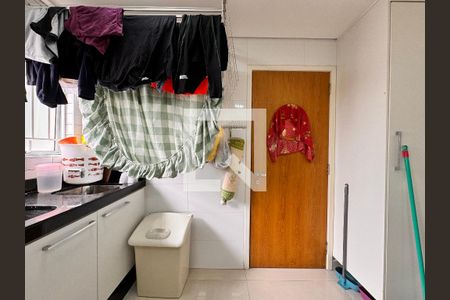 Apartamento à venda com 115m², 3 quartos e 2 vagasLavanderia