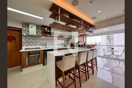 Apartamento à venda com 115m², 3 quartos e 2 vagasCozinha