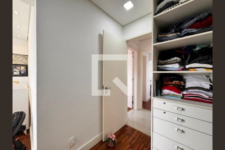 Apartamento à venda com 115m², 3 quartos e 2 vagasCloset da suíte 1