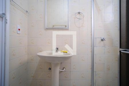 Casa para alugar com 99m², 2 quartos e 2 vagas Casa para alugar com 99m², 2 quartos e 2 vagasBanheiro