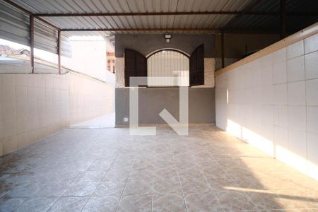 Casa para alugar com 99m², 2 quartos e 2 vagas Casa para alugar com 99m², 2 quartos e 2 vagasGaragem