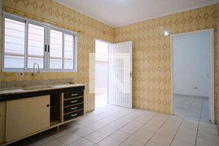 Casa para alugar com 99m², 2 quartos e 2 vagas Casa para alugar com 99m², 2 quartos e 2 vagasCozinha
