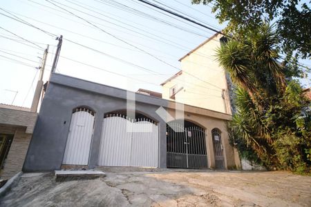 Casa para alugar com 99m², 2 quartos e 2 vagas Casa para alugar com 99m², 2 quartos e 2 vagasFachada