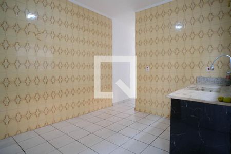Casa para alugar com 99m², 2 quartos e 2 vagas Casa para alugar com 99m², 2 quartos e 2 vagasCozinha