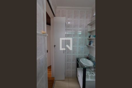 Apartamento para alugar com 65m², 2 quartos e 2 vagasBanheiro Social