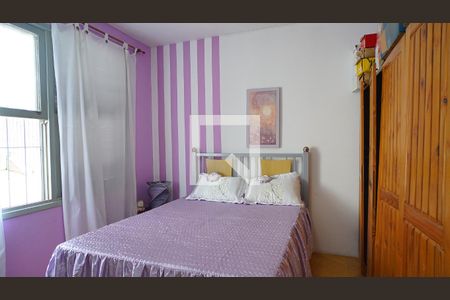 Quarto de apartamento à venda com 2 quartos, 64m² em Rubem Berta, Porto Alegre