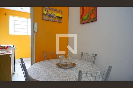 Sala de apartamento à venda com 2 quartos, 64m² em Rubem Berta, Porto Alegre
