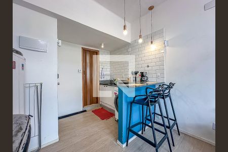 Studio à venda com 25m², 1 quarto e sem vaga Studio à venda com 25m², 1 quarto e sem vagaStudio