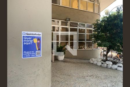 Studio à venda com 25m², 1 quarto e sem vaga Studio à venda com 25m², 1 quarto e sem vagaPlaca