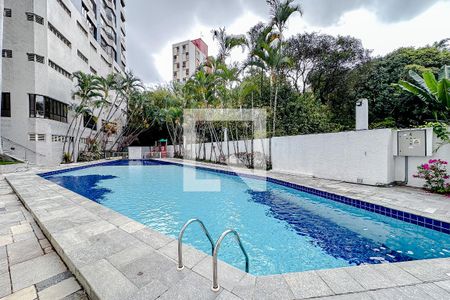 Apartamento à venda com 320m², 4 quartos e 3 vagasÁrea comum - Piscina