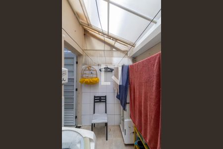 Casa de condomínio para alugar com 70m², 2 quartos e 1 vagaÁrea de Serviço